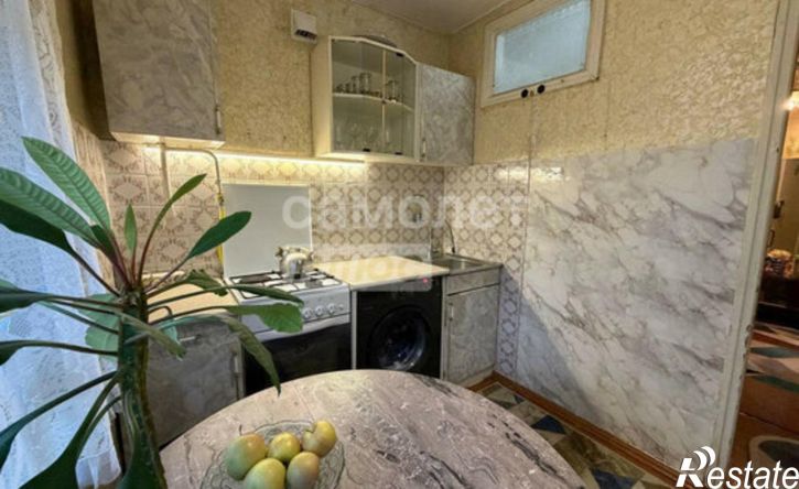2-комн квартира Керченская улица, 17,  д. 17