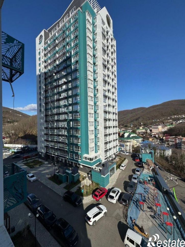 3-комн квартира улица Портовиков, 39/1,  д. 39/1