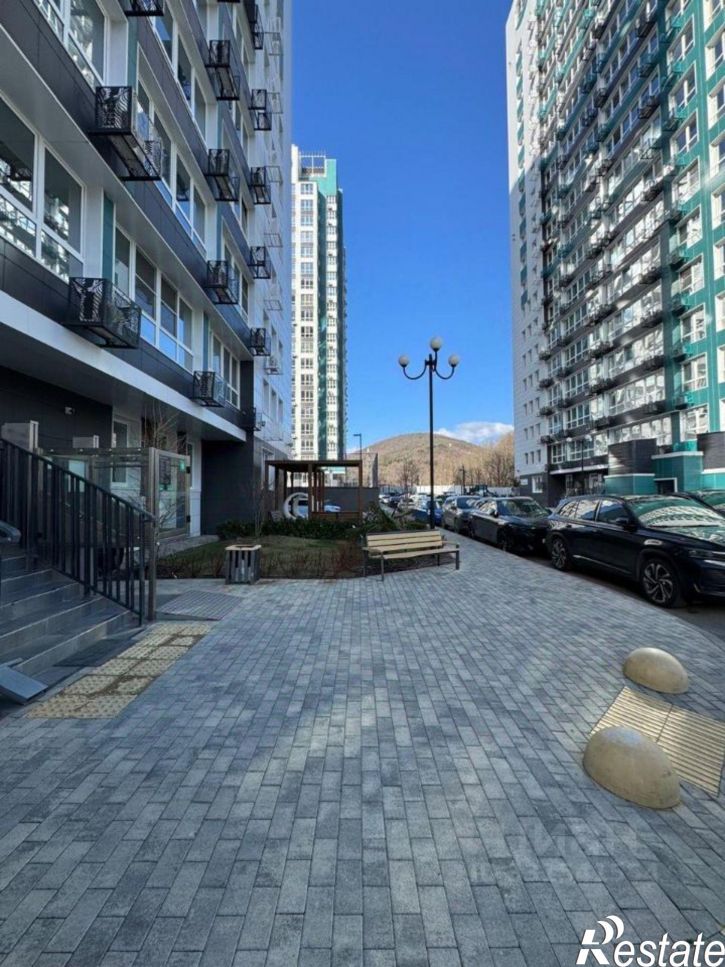 3-комн квартира улица Портовиков, 39/1,  д. 39/1