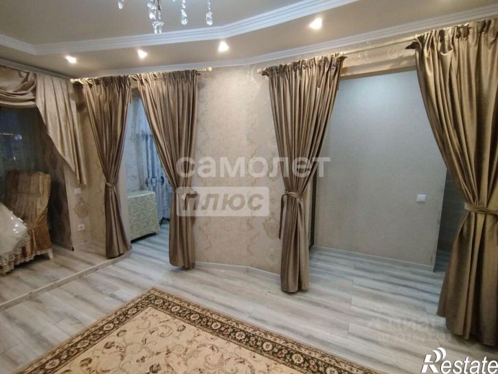 3-комн квартира ул Г. Петровой, 3,  д. 3