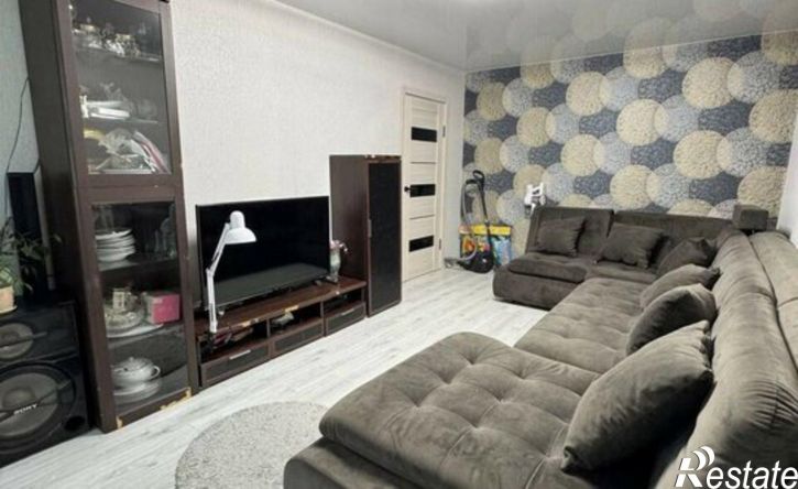 4-комн квартира ул Ленинградская, 12,  д. 12