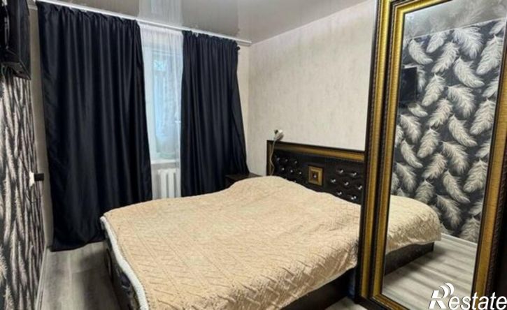 4-комн квартира ул Ленинградская, 12,  д. 12