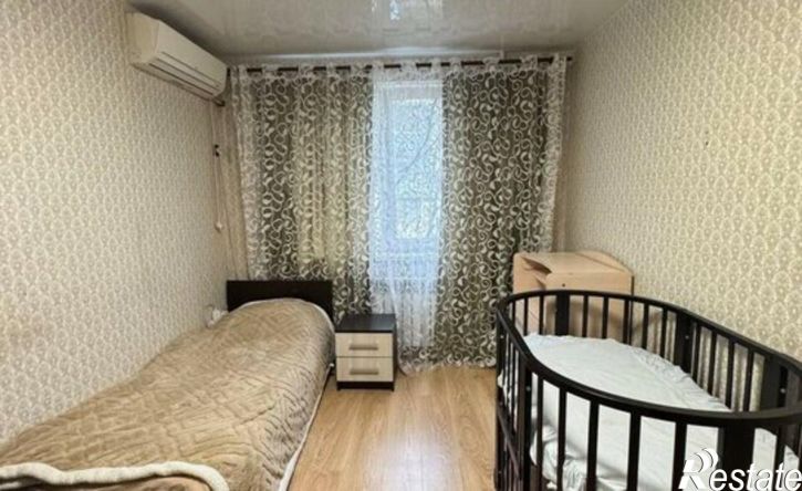 4-комн квартира ул Ленинградская, 12,  д. 12