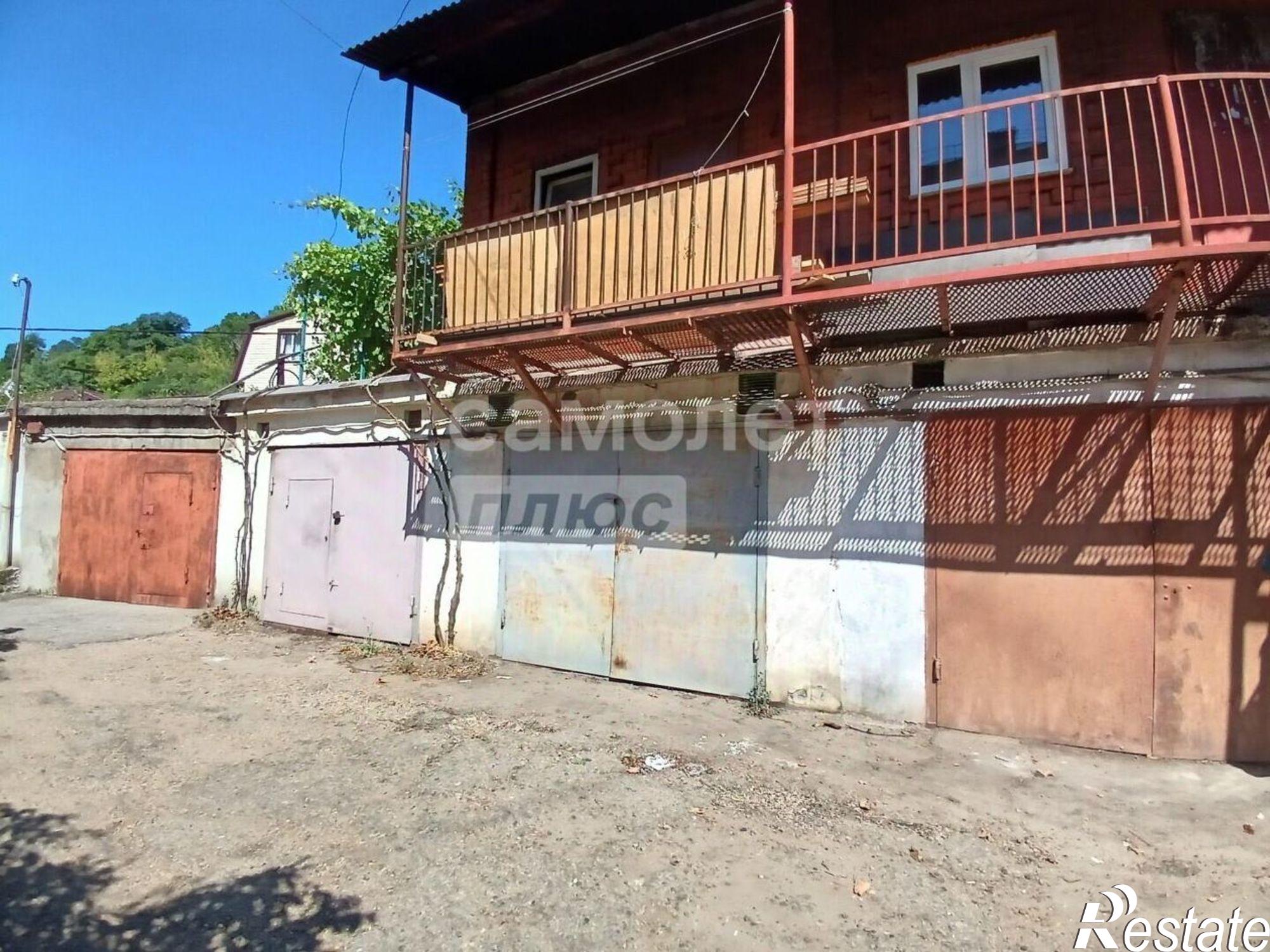 Купить гараж, место в паркинге за 2 650 020 рублей на ул Б. Хмельницкого, 67