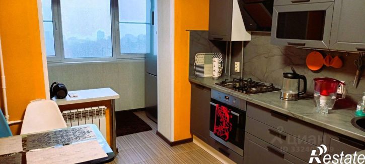 3-комн квартира ул Звездная, 28,  д. 28
