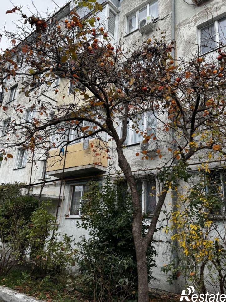 3-комн квартира ул Черноморская, 12,  д. 12