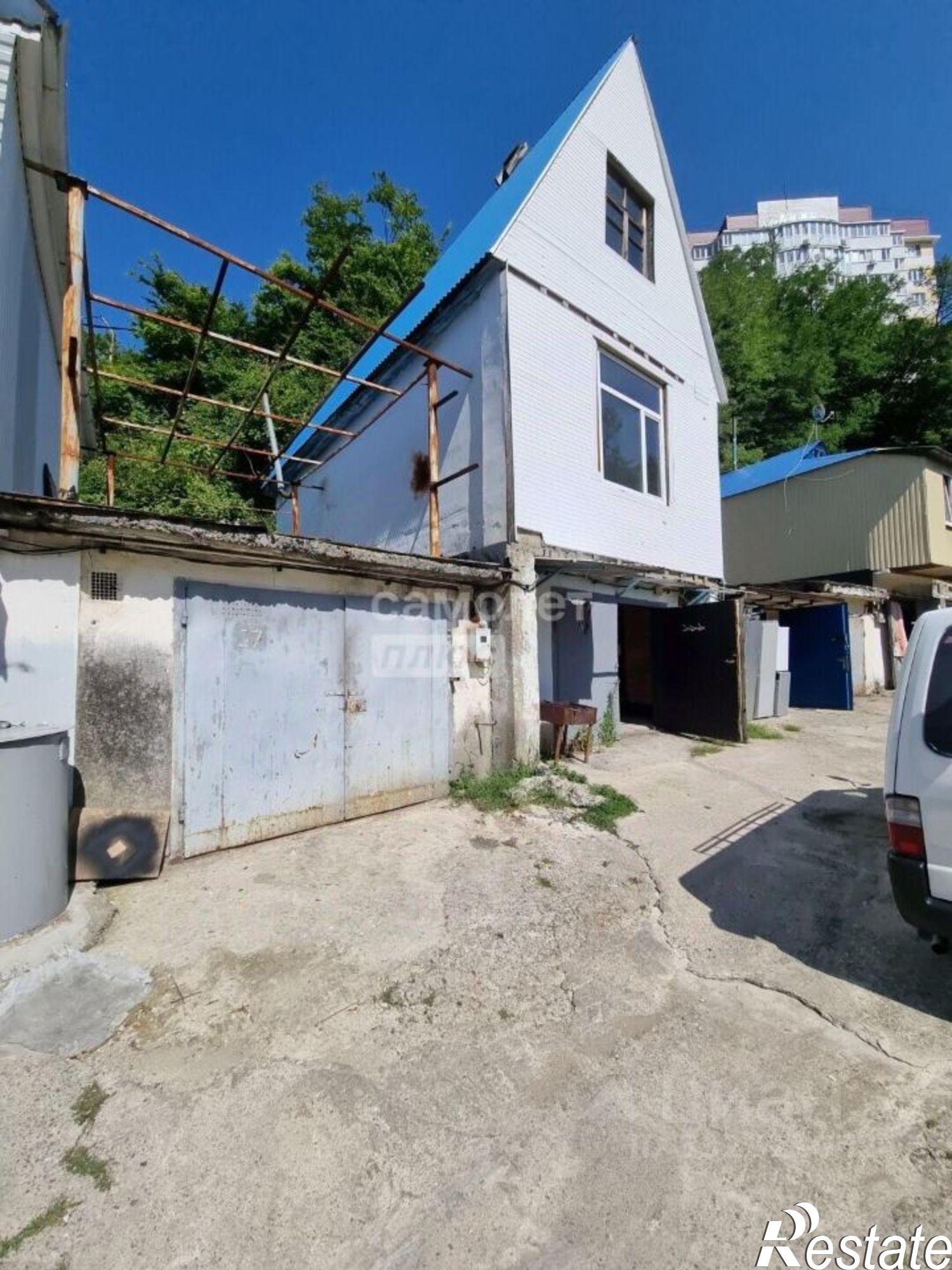 Купить гараж, место в паркинге за 3 471 440 рублей на ул Кириченко, 72А