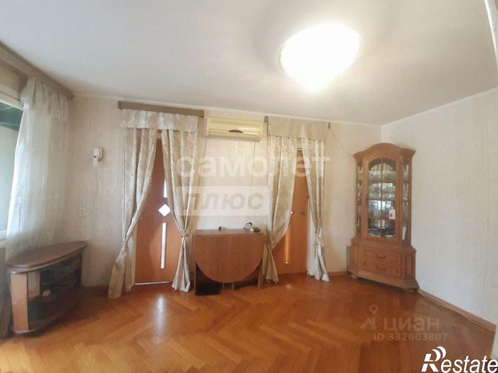 3-комн квартира ул Г. Петровой, 3,  д. 3
