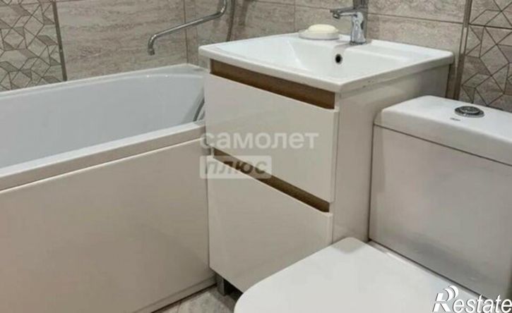 3-комн квартира ул Маршала Жукова, 25,  д. 25