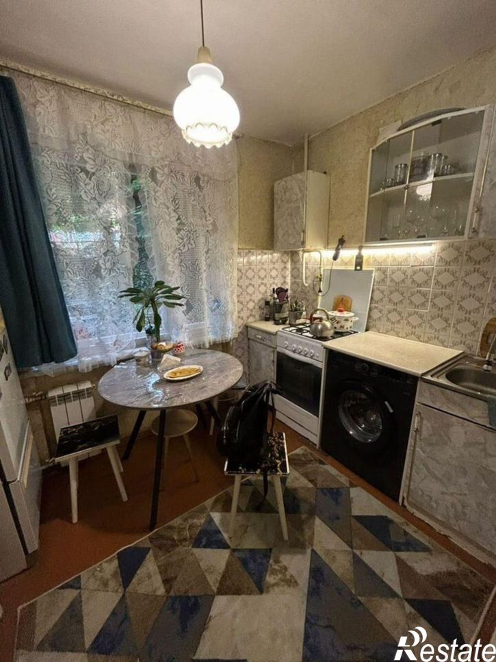 2-комн квартира ул Керченская, 17,  д. 17