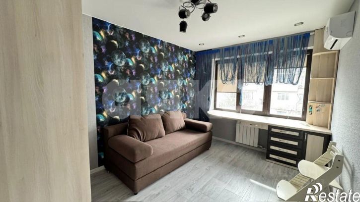 3-комн квартира ул Черноморская, 12,  д. 12