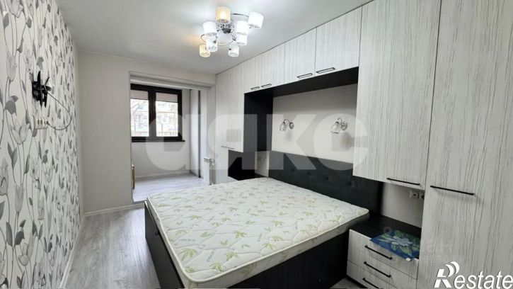 3-комн квартира ул Черноморская, 12,  д. 12
