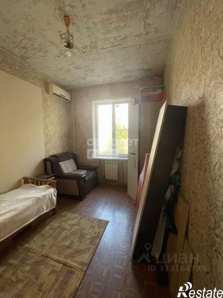 3-комн квартира ул Г. Петровой, 8,  д. 8