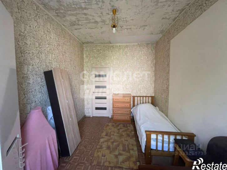 3-комн квартира ул Г. Петровой, 8,  д. 8