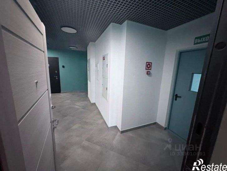 3-комн квартира ул Портовиков, 15,  д. 15