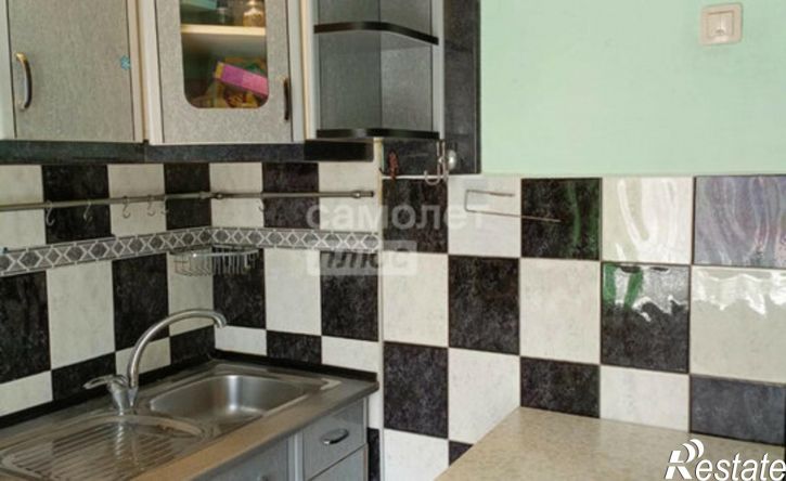 2-комн квартира ул Г. Петровой, 4,  д. 4