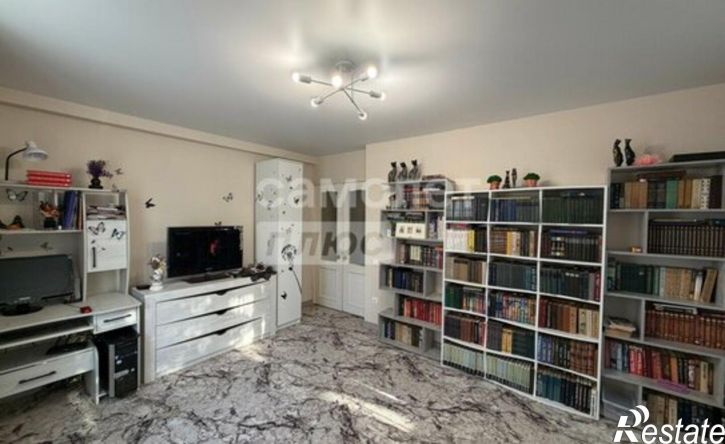 2-комн квартира ул Звездная, 37,  д. 37