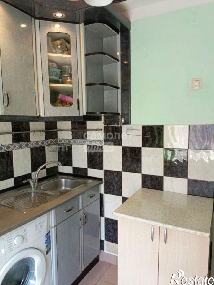 2-комн квартира ул Г. Петровой, 4,  д. 4