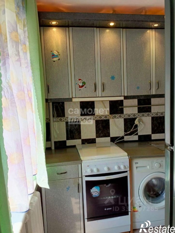 2-комн квартира ул Г. Петровой, 4,  д. 4