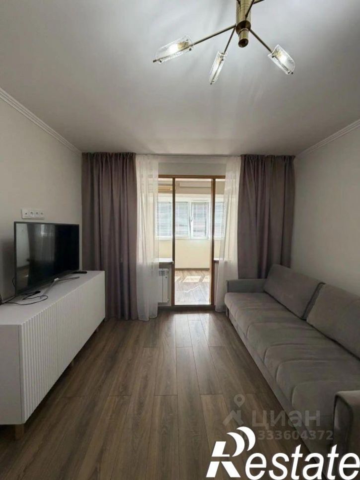 2-комн квартира улица Богдана Хмельницкого, 107,  д. 107