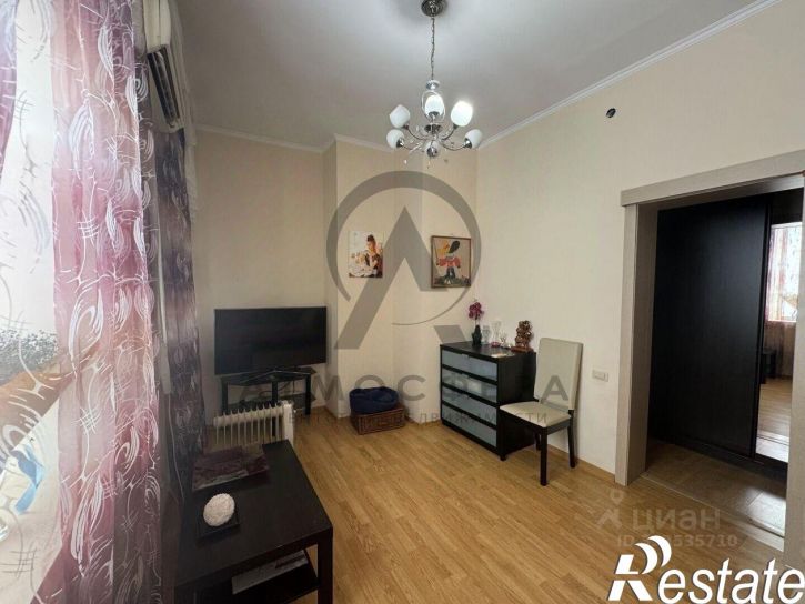 2-комн квартира улица Полетаева, 18,  д. 18