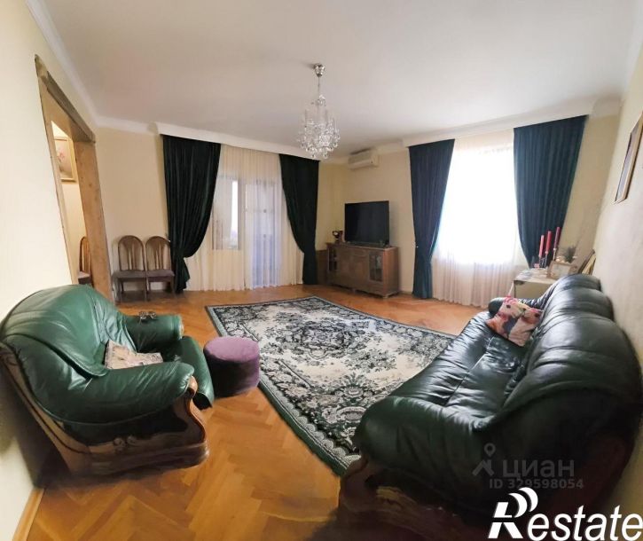 3-комн квартира улица Софьи Перовской, 5,  д. 5