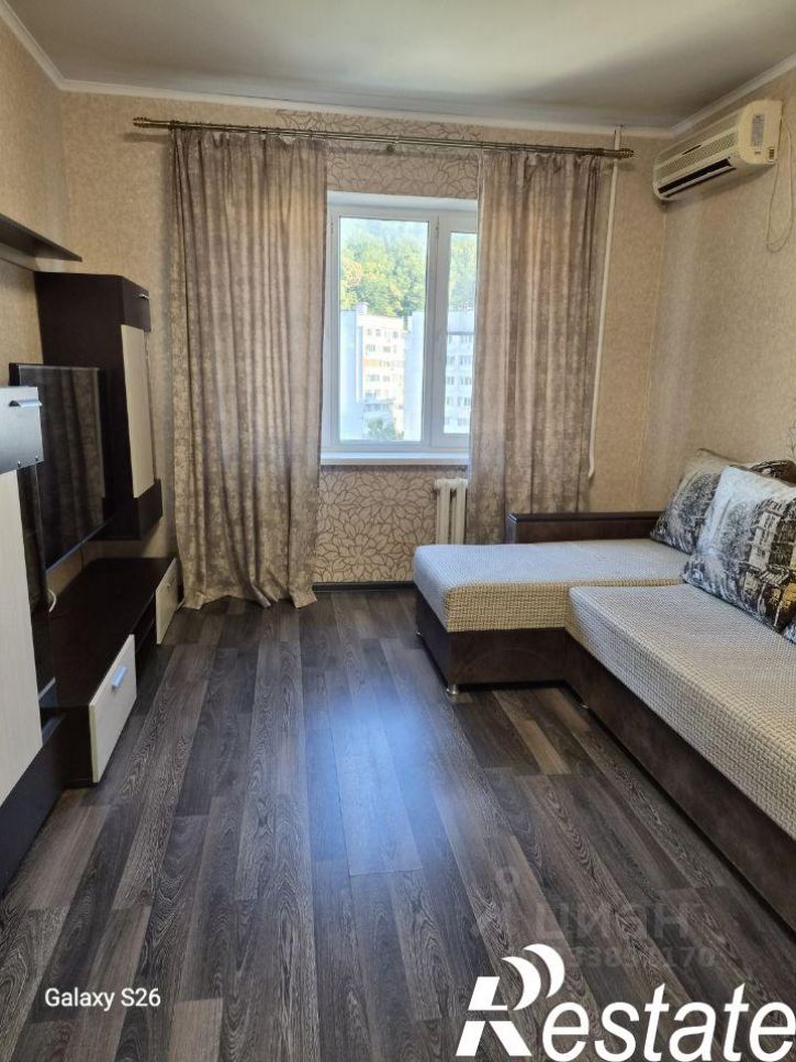 2-комн квартира улица Калараша, 3Б,  д. 3Б