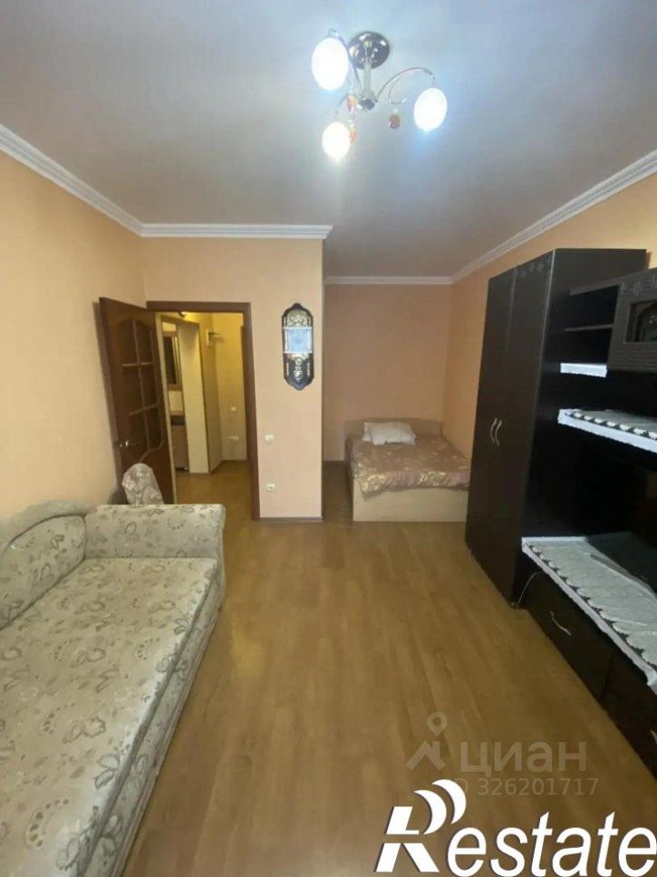 1-комн квартира Армавирская улица, 8,  д. 8