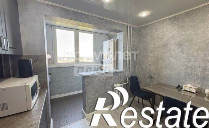 2-комн квартира Звёздная улица, 37,  д. 37
