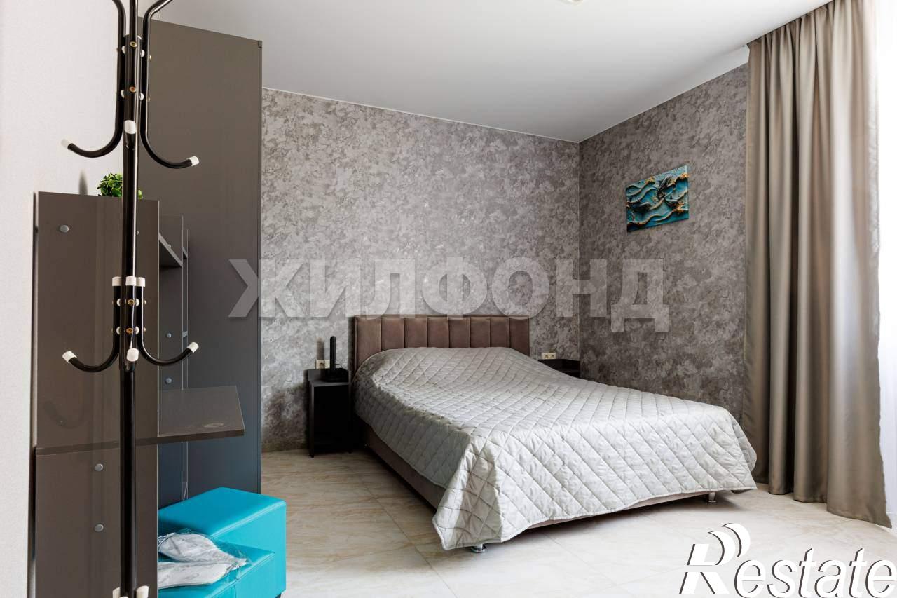 Купить дачу, дом, коттедж за 32 000 000 рублей на Мира улица