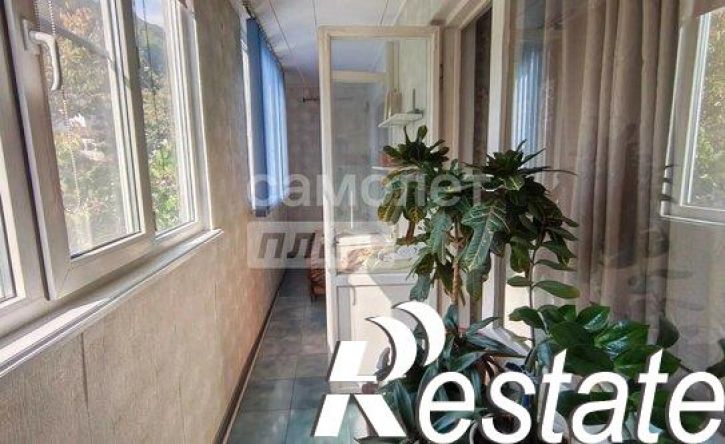 2-комн квартира улица Красный Урал, 27,  д. 27
