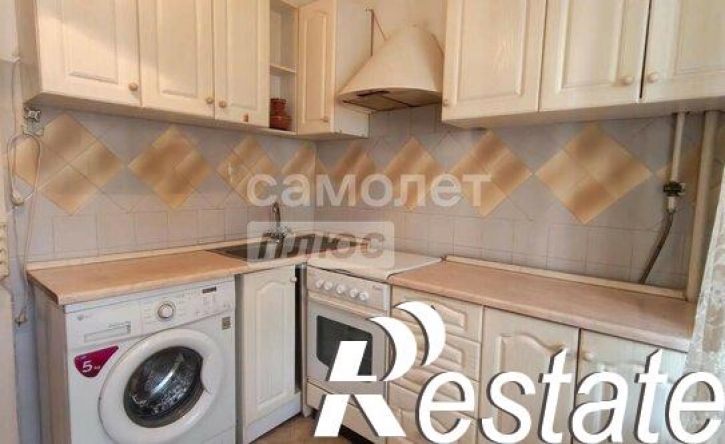 2-комн квартира улица Красный Урал, 27,  д. 27