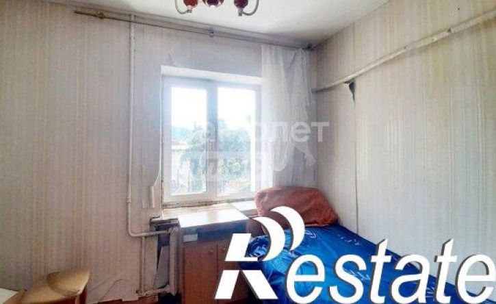 3-комн квартира улица Галины Петровой, 3,  д. 3